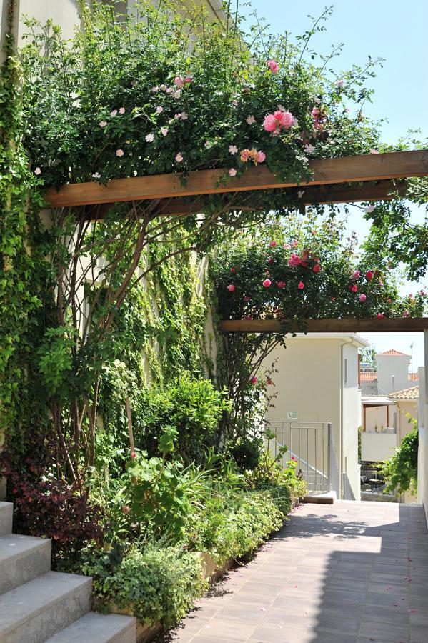 Hotel Estia Finikounta Exterior foto